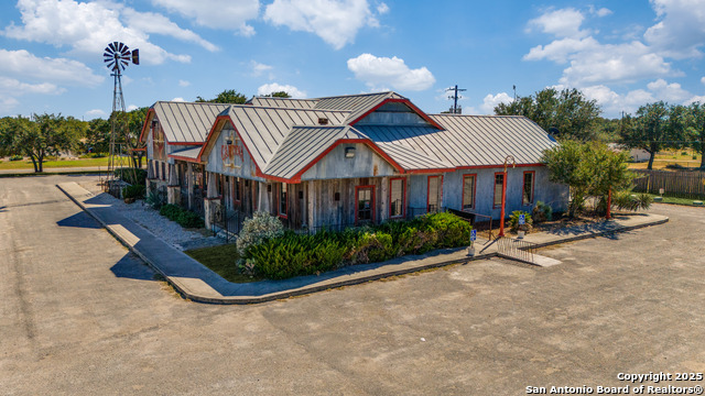 Listing photo id 15 for 11985 Us Highway 87 W