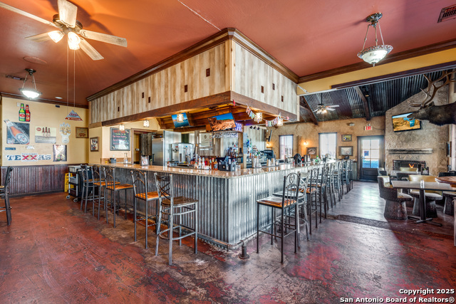 Listing photo id 3 for 11985 Us Highway 87 W