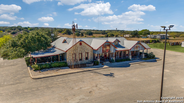 Listing photo id 4 for 11985 Us Highway 87 W