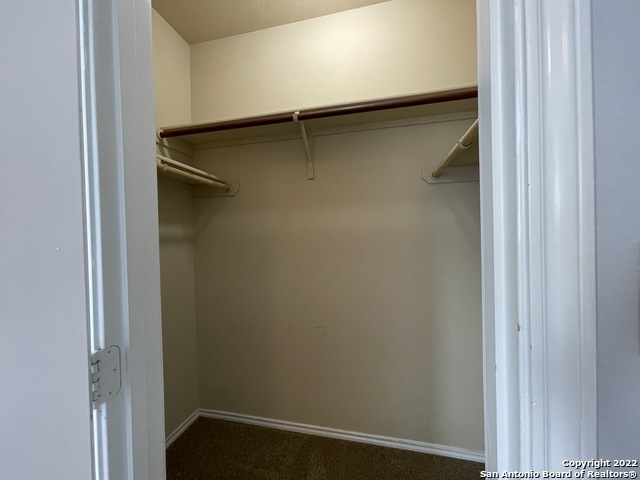 Image 13 of 16 For 918 Brown Rock Dr