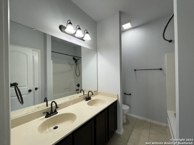 Image 14 of 16 For 918 Brown Rock Dr