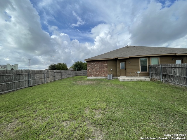 Image 16 of 16 For 918 Brown Rock Dr