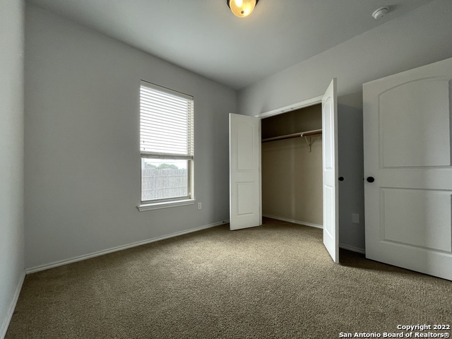 Image 8 of 16 For 918 Brown Rock Dr