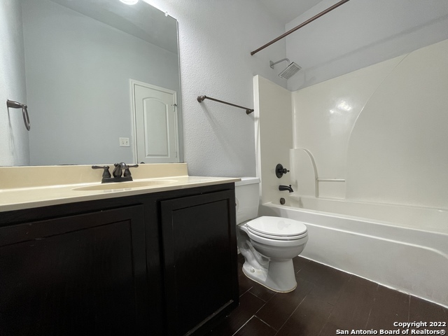 Image 9 of 16 For 918 Brown Rock Dr