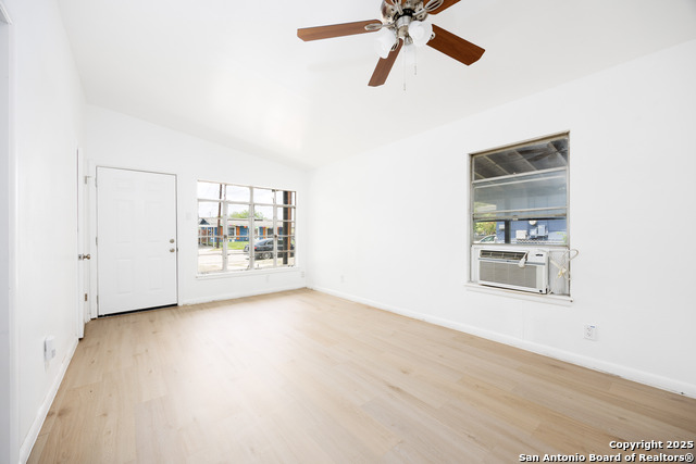 Image 17 of 27 For 170 Olga  