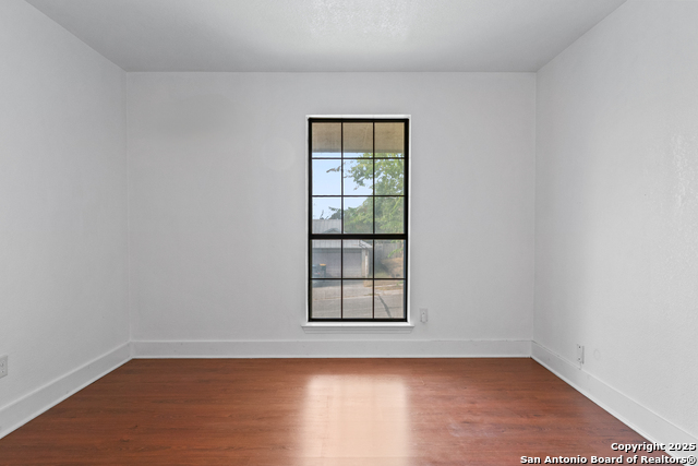 Image 29 of 33 For 11306 Forest Gleam