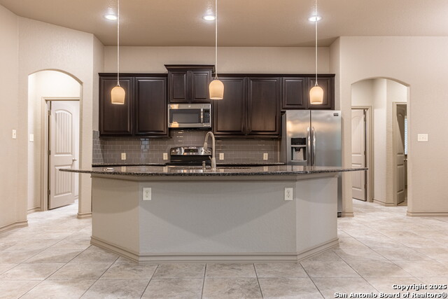 Image 10 of 34 For 10826 Belle Vere