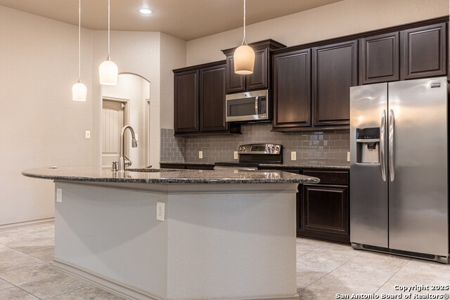 Image 11 of 34 For 10826 Belle Vere