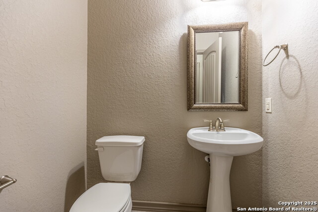 Image 18 of 34 For 10826 Belle Vere