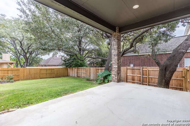 Image 29 of 34 For 10826 Belle Vere