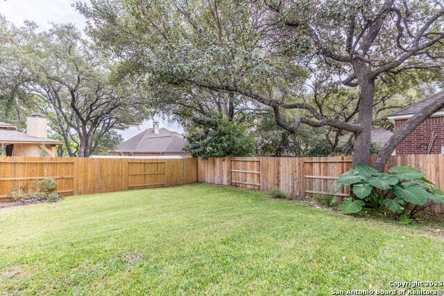 Image 31 of 34 For 10826 Belle Vere