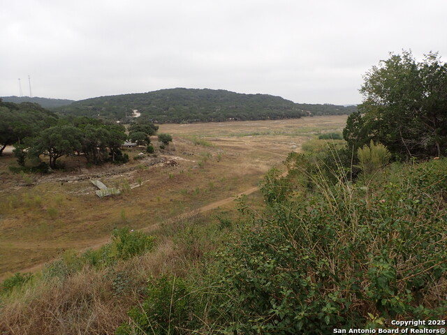 Image 4 of 6 For 10&11 Plumb Cove