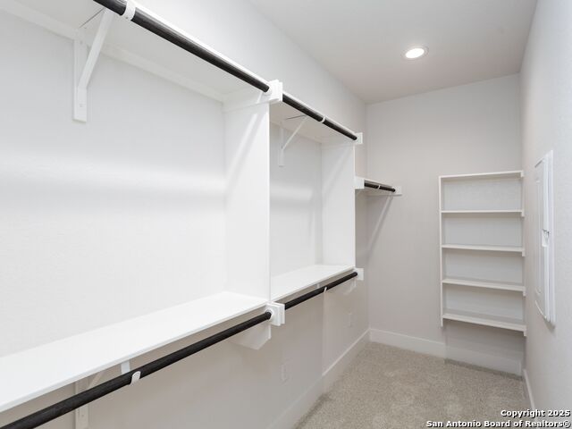 Image 25 of 41 For 550 Mcmonigal Place