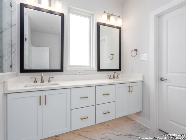 Image 26 of 41 For 550 Mcmonigal Place