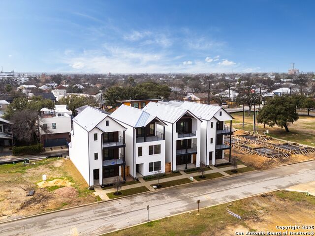 Image 38 of 41 For 550 Mcmonigal Place