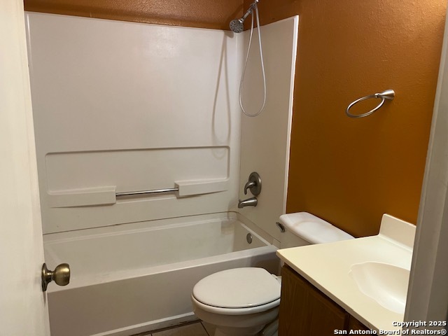 Image 9 of 18 For 5111 Colton Creek