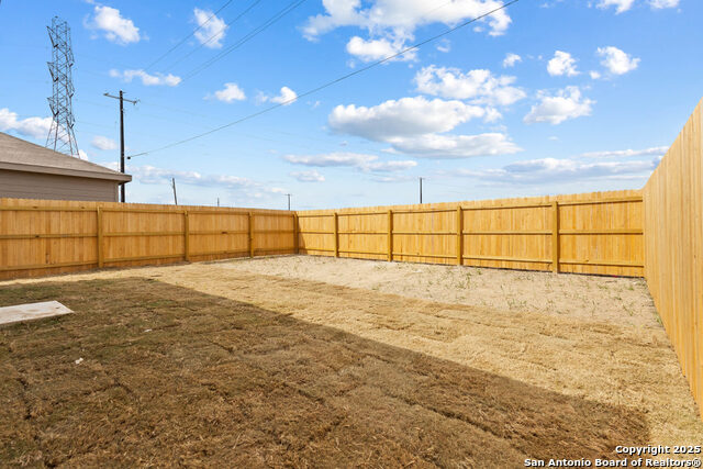 Listing photo id 7 for 5724 Mangas Cir.