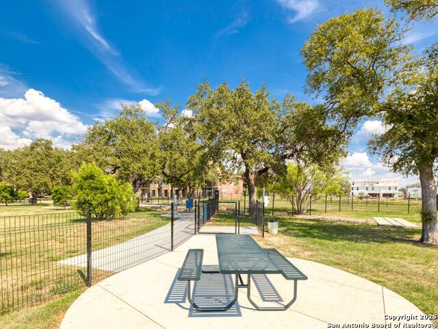 Image 32 of 45 For 505 Burrus Place