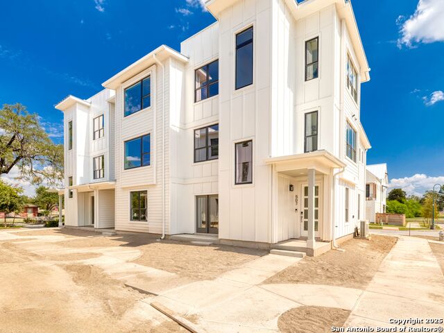 Image 4 of 45 For 505 Burrus Place