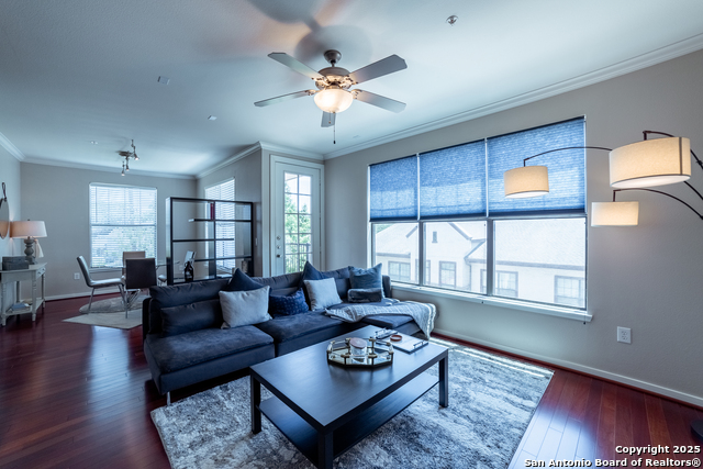 Image 8 of 16 For 7342 Oak Manor  7202