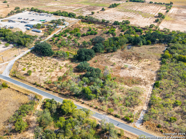 Listing photo id 1 for 17520 Jackel