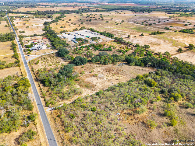 Listing photo id 2 for 17520 Jackel