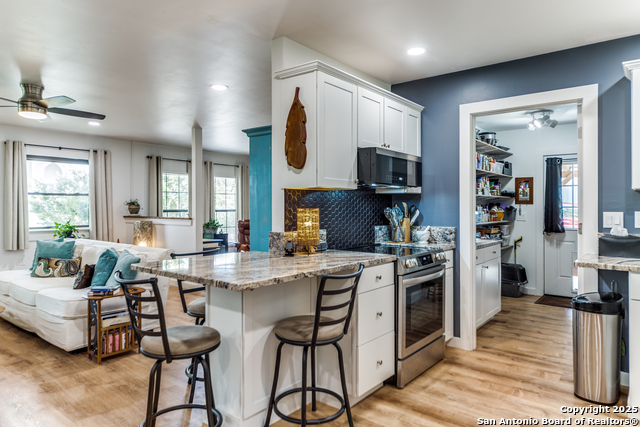 Listing photo id 9 for 103 Amber  