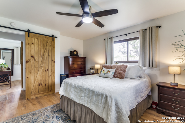 Listing photo id 14 for 103 Amber  