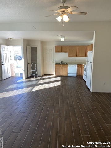 Image 6 of 16 For 11220 Center Point Rd