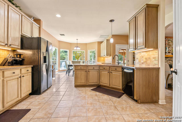 Image 15 of 43 For 9634 Jason Bend