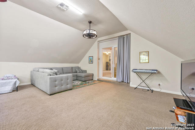 Image 28 of 43 For 9634 Jason Bend