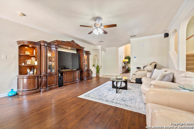 Image 8 of 43 For 9634 Jason Bend