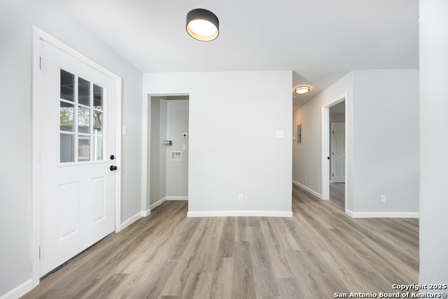 Image 11 of 34 For 107 Cornish