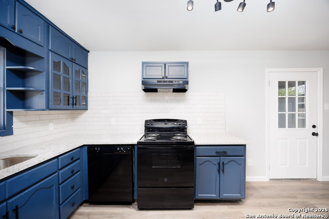 Image 13 of 34 For 107 Cornish