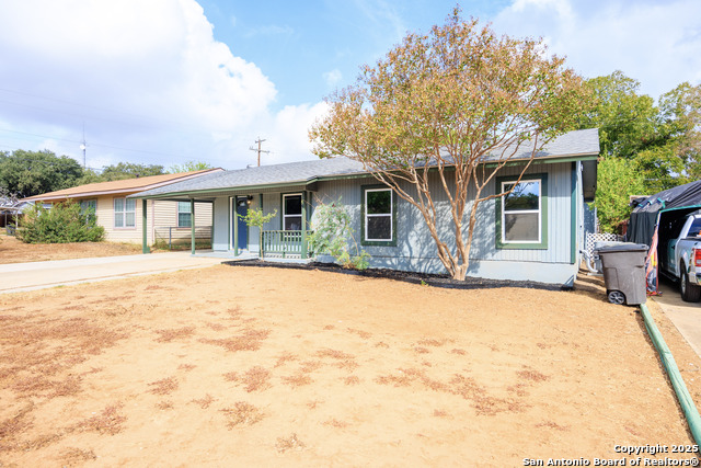 Image 2 of 34 For 107 Cornish