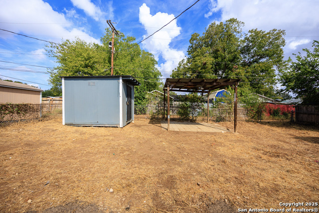 Image 33 of 34 For 107 Cornish