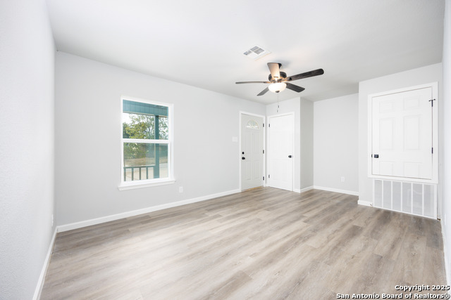 Image 5 of 34 For 107 Cornish