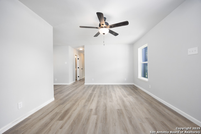 Image 7 of 34 For 107 Cornish