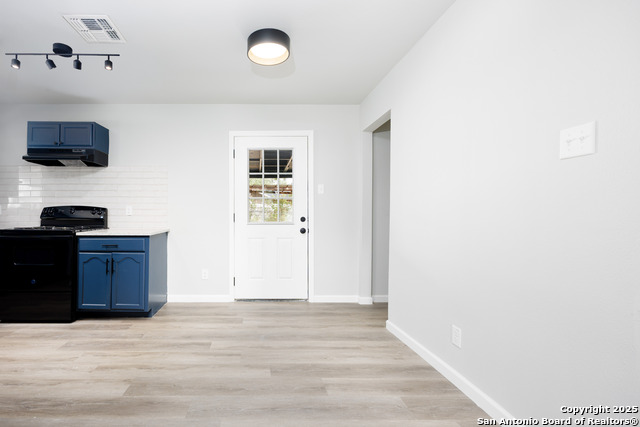 Image 9 of 34 For 107 Cornish