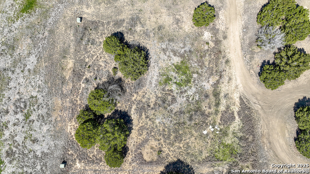 Image 14 of 25 For 15211 Bell Ln