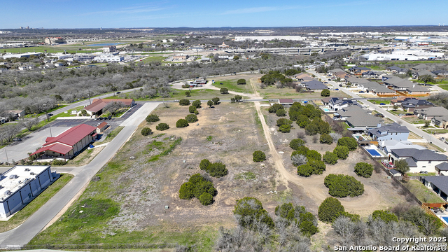 Image 6 of 25 For 15211 Bell Ln