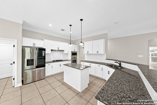 Image 4 of 45 For 2510 Verona Park