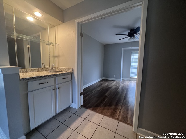 Image 12 of 19 For 11311 Sir Winston St 308