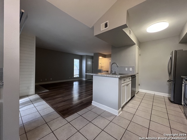 Image 3 of 19 For 11311 Sir Winston St 308