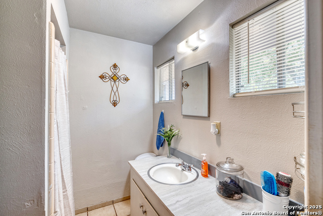 Image 7 of 9 For 317 Studer Cr