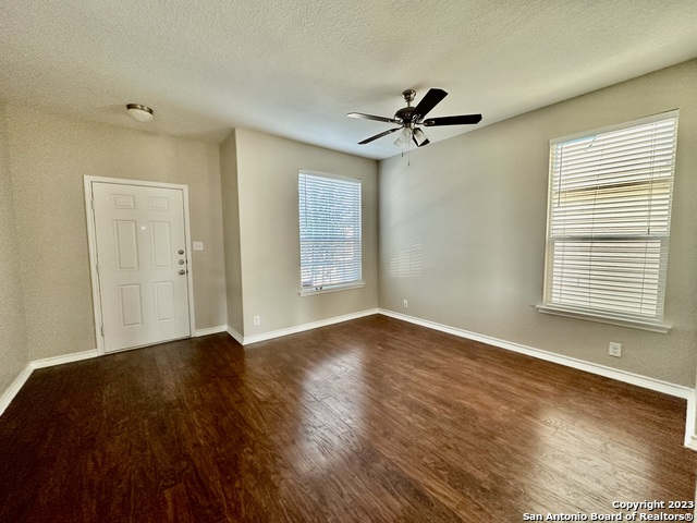 Image 17 of 27 For 543 Red Quill Nest