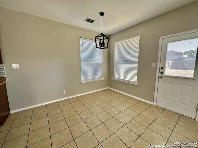 Image 20 of 27 For 543 Red Quill Nest