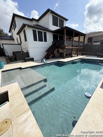 Listing photo id 5 for 17919 Camino Grande