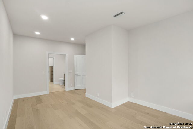 Image 33 of 38 For 5 Kings Heath