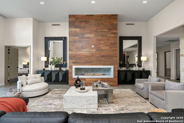 Image 10 of 38 For 24108 Tres Arroyos